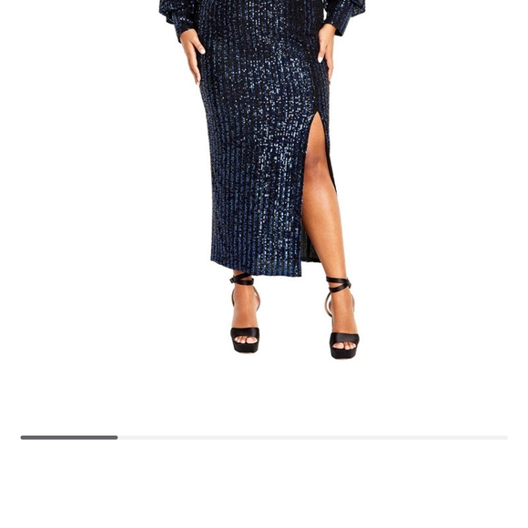 Elegant Blue Sequin Skirt - Picture 1 of 4